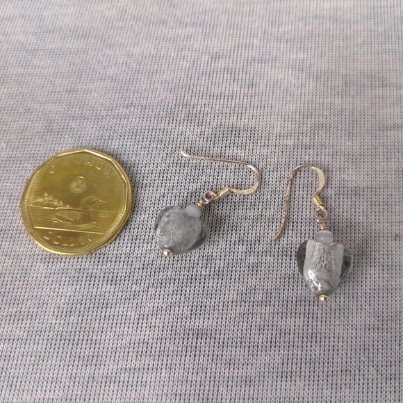 Lot of Earrings, Pin and Ring - Picture 2 of 9